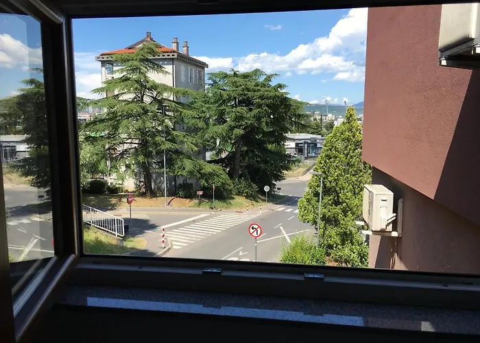 아파트 Apartma Baui *